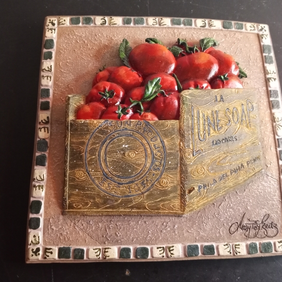 Mary Beth Zeitz Original Ceramic 5.25" Tomatoes & Corn Wall Plaques Set of 2 - Picture 2 of 7